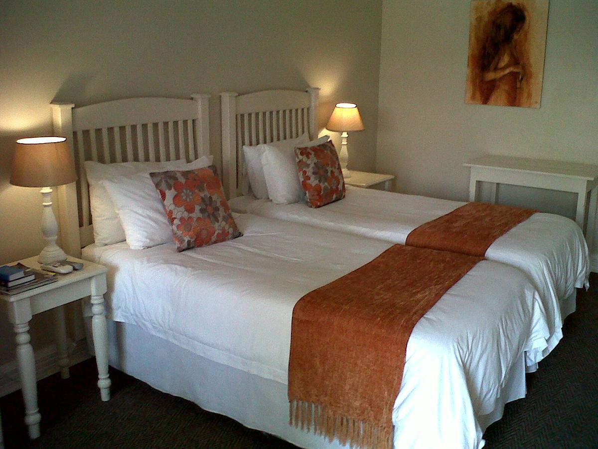 Lavender Lodge Vryburg Buitenkant foto